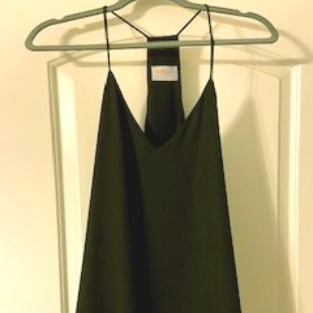 Embrace black tank M